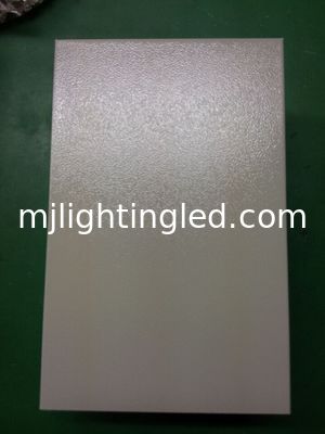 200W LED-Treiber 5V 40A regenfestes LED-Schaltnetzteil 220V auf 5V LED-Spannungswandler für LED-Beleuchtung Anbieter